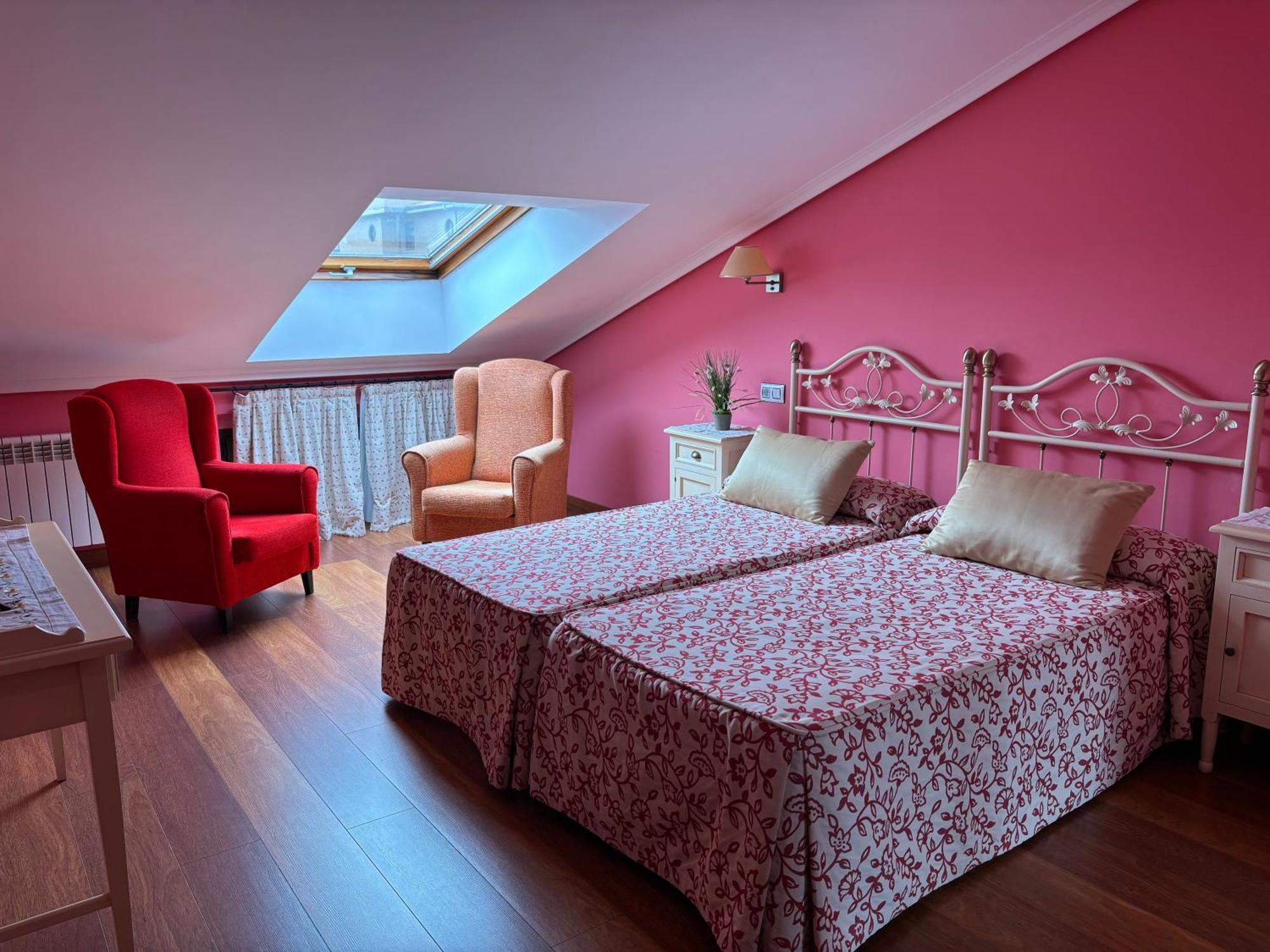 Hotel Casona Los Caballeros Santillana del Mar Ngoại thất bức ảnh