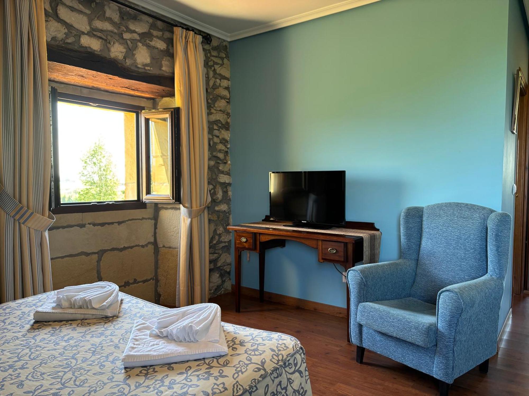 Hotel Casona Los Caballeros Santillana del Mar Ngoại thất bức ảnh